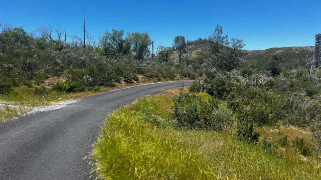 $39,000 | 6360 Eagle View Drive, Unit M24 2 POR LOT 47 PCL B PM 6 94 26, Mountain Ranch, CA 95246