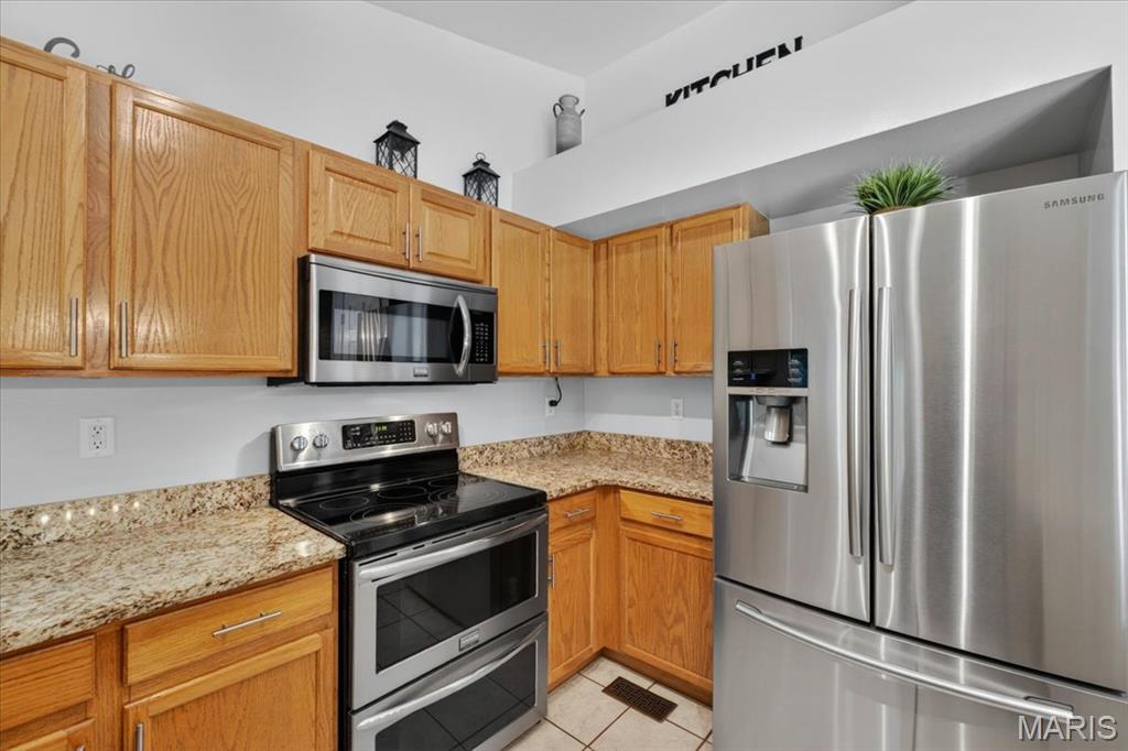 1815 Fox Pointe Drive Arnold, MO 63010 - Photo 15 of 39