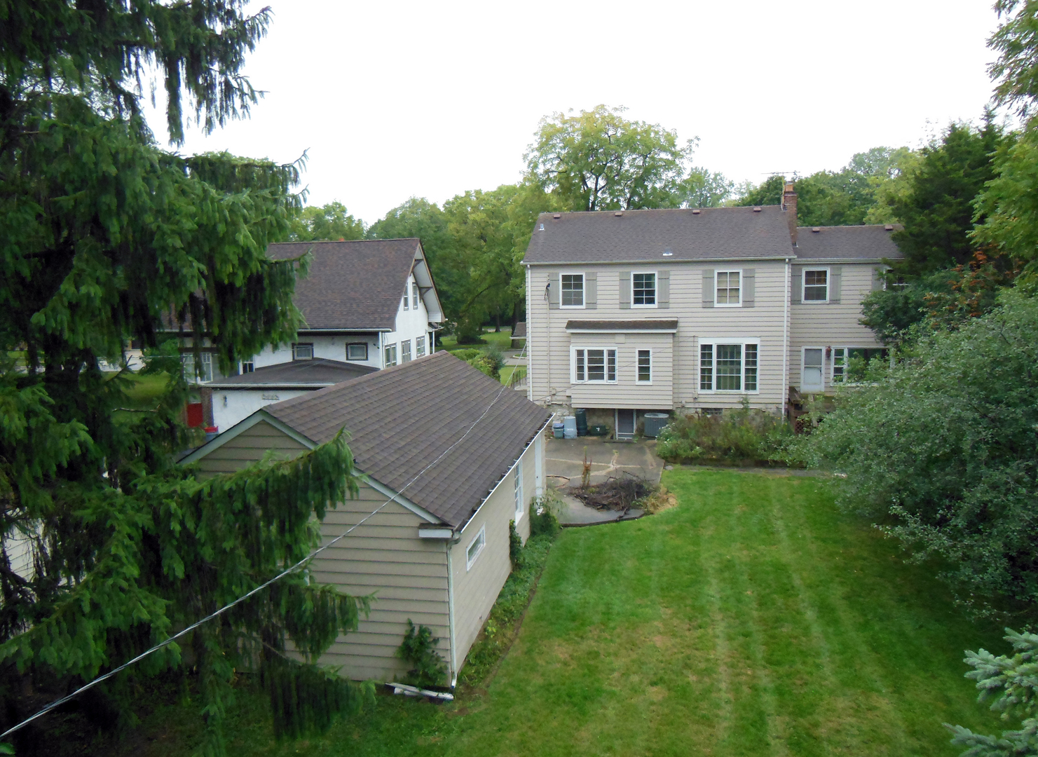 216 Blackhawk Road Riverside, IL 60546 - Photo 26 of 27 a aerial view of a house