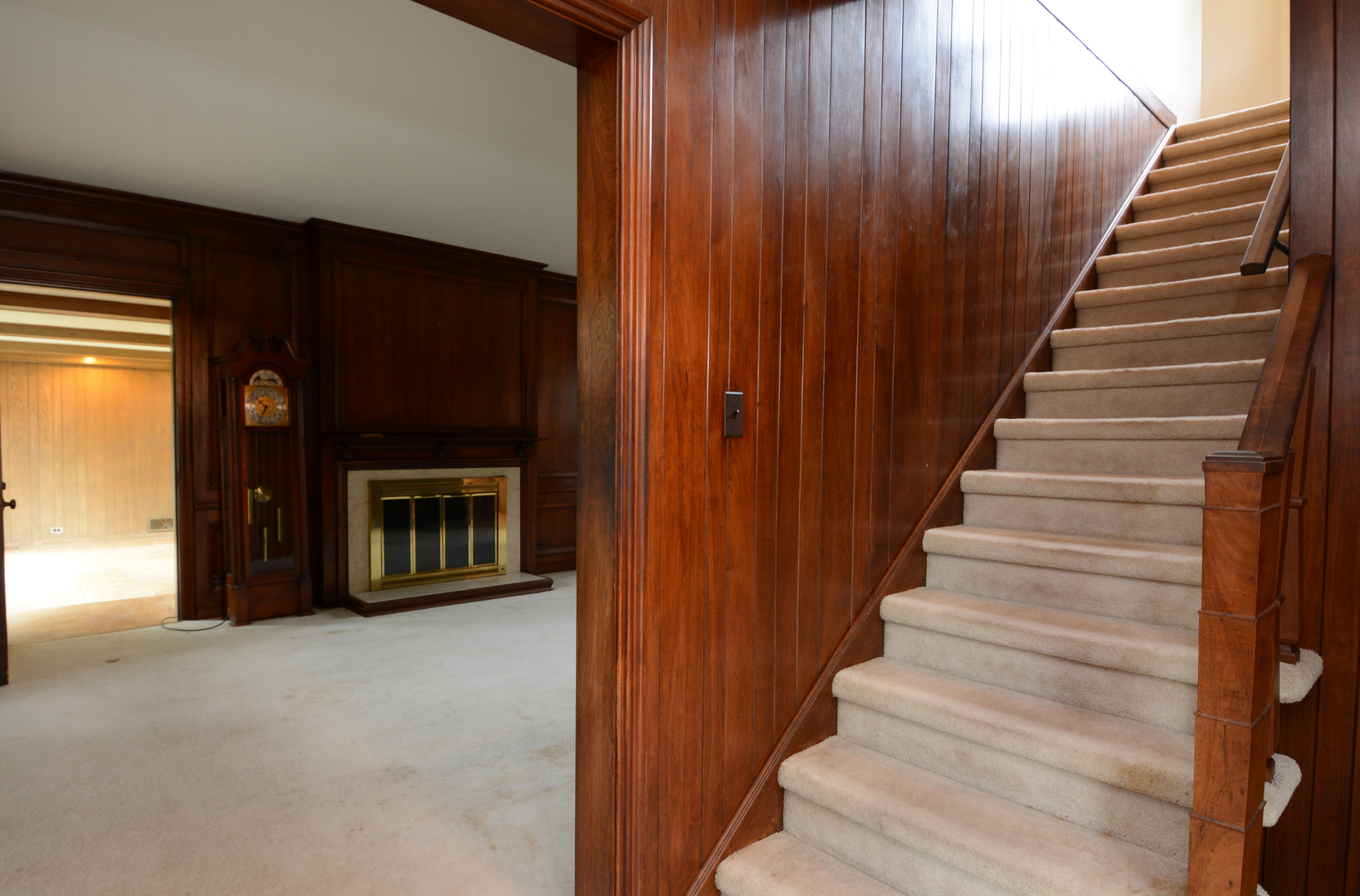216 Blackhawk Road Riverside, IL 60546 - Photo 4 of 27 a view of an entryway with wooden floor