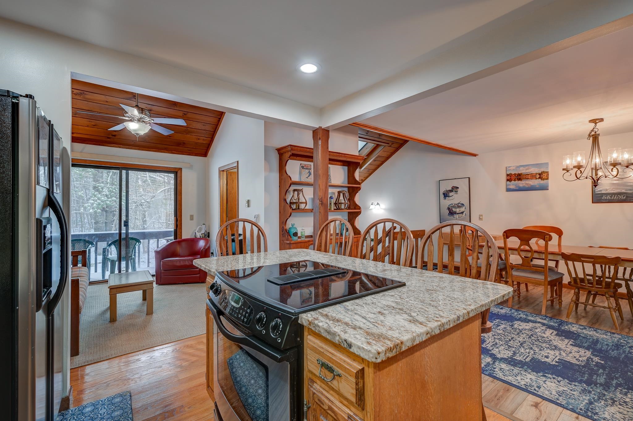 141 Stonehurst Manor Road, Unit 14D Conway, NH 03860 - Photo 11 of 39