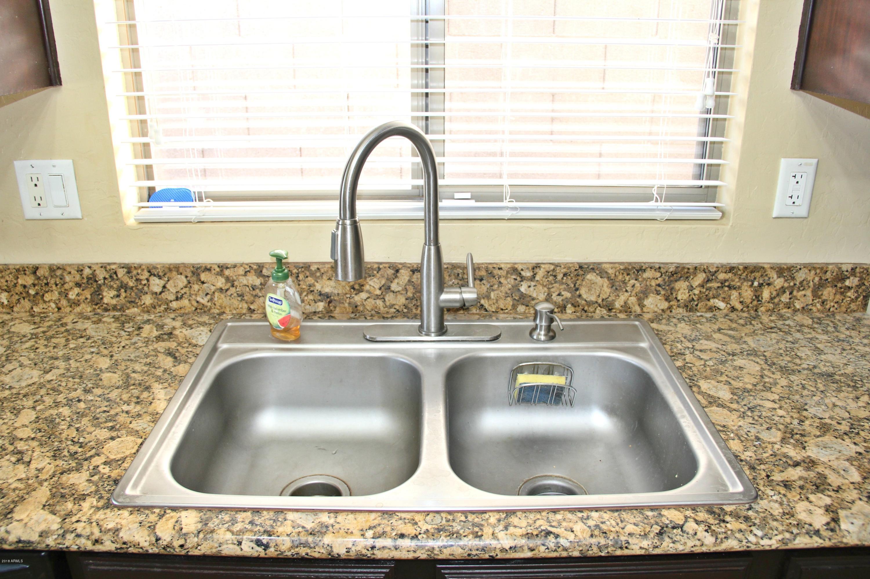 1121 West Shumway Farm Road Phoenix, AZ 85041 - Photo 8 of 18 IMG_1821