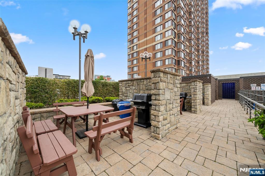 200 Old Palisade Road, Unit 4A Fort Lee, NJ 07624 - Photo 16 of 17