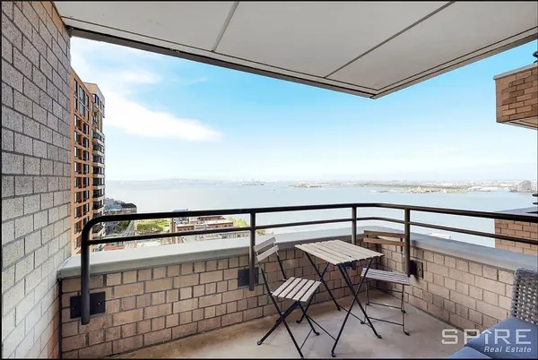 $4,900 | 200 Rector Place, Unit 24G | Battery Park City