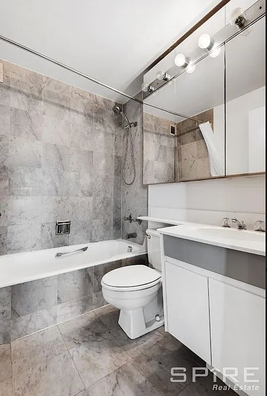 200 Rector Place, Unit 24G Manhattan, NY 10280 - Photo 5 of 9