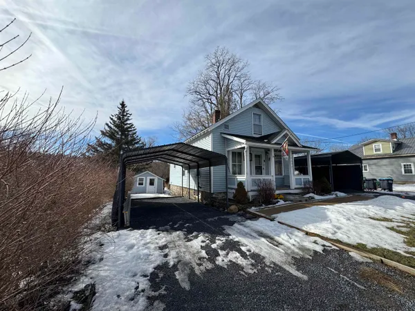 $269,900 | 2092 North Bennington Road, Bennington, VT 05257