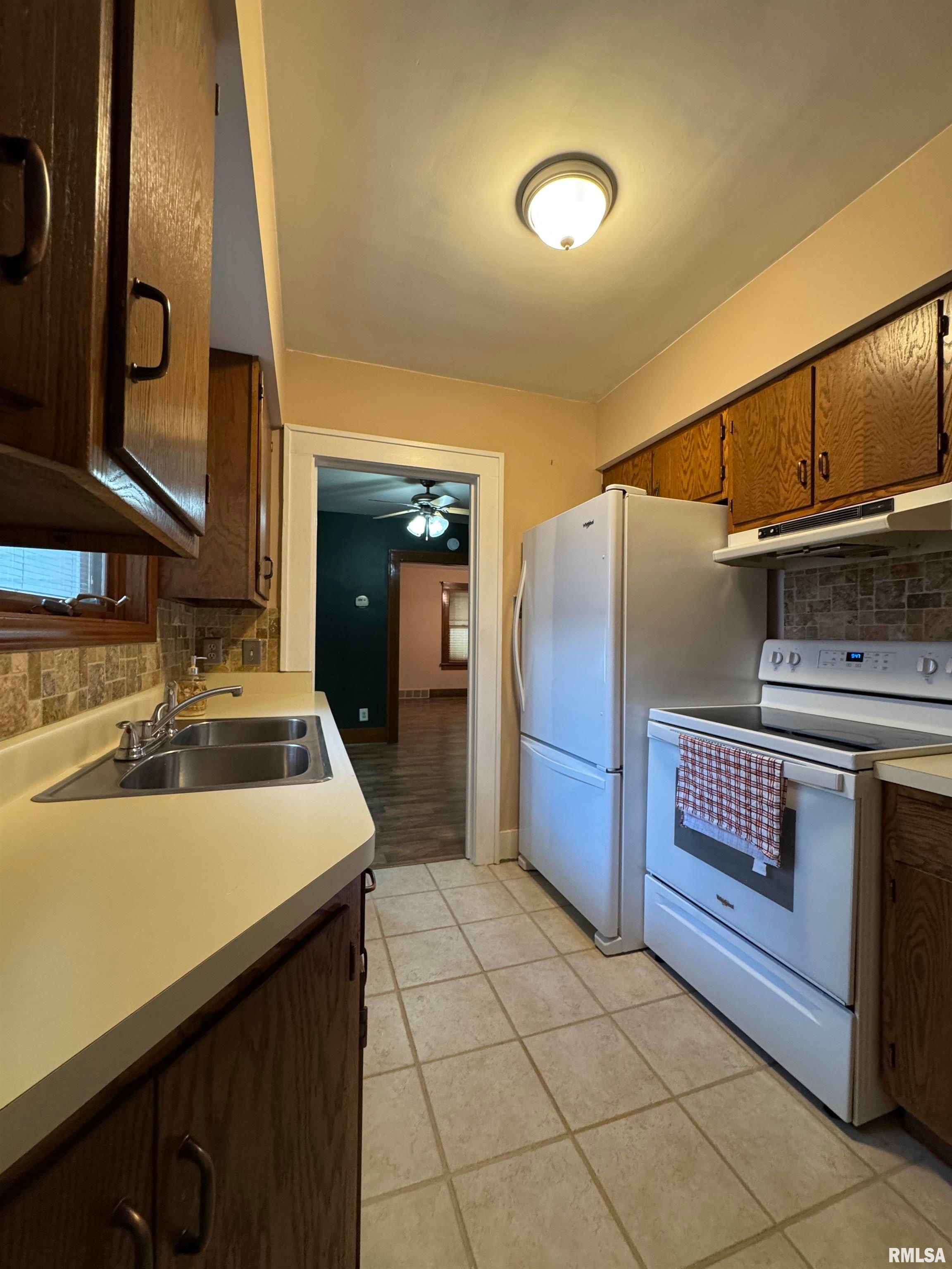 1830 South College Street Springfield, IL 62704 - Photo 12 of 40