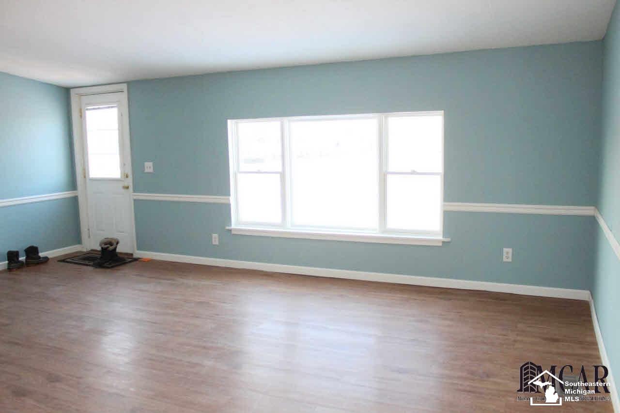 6104 Stewart Road Monroe, MI 48162 - Photo 16 of 18 21271418-15.JPG