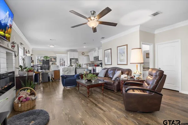 $240,900 | 1104 West Pk Street, Tyler, TX 75702