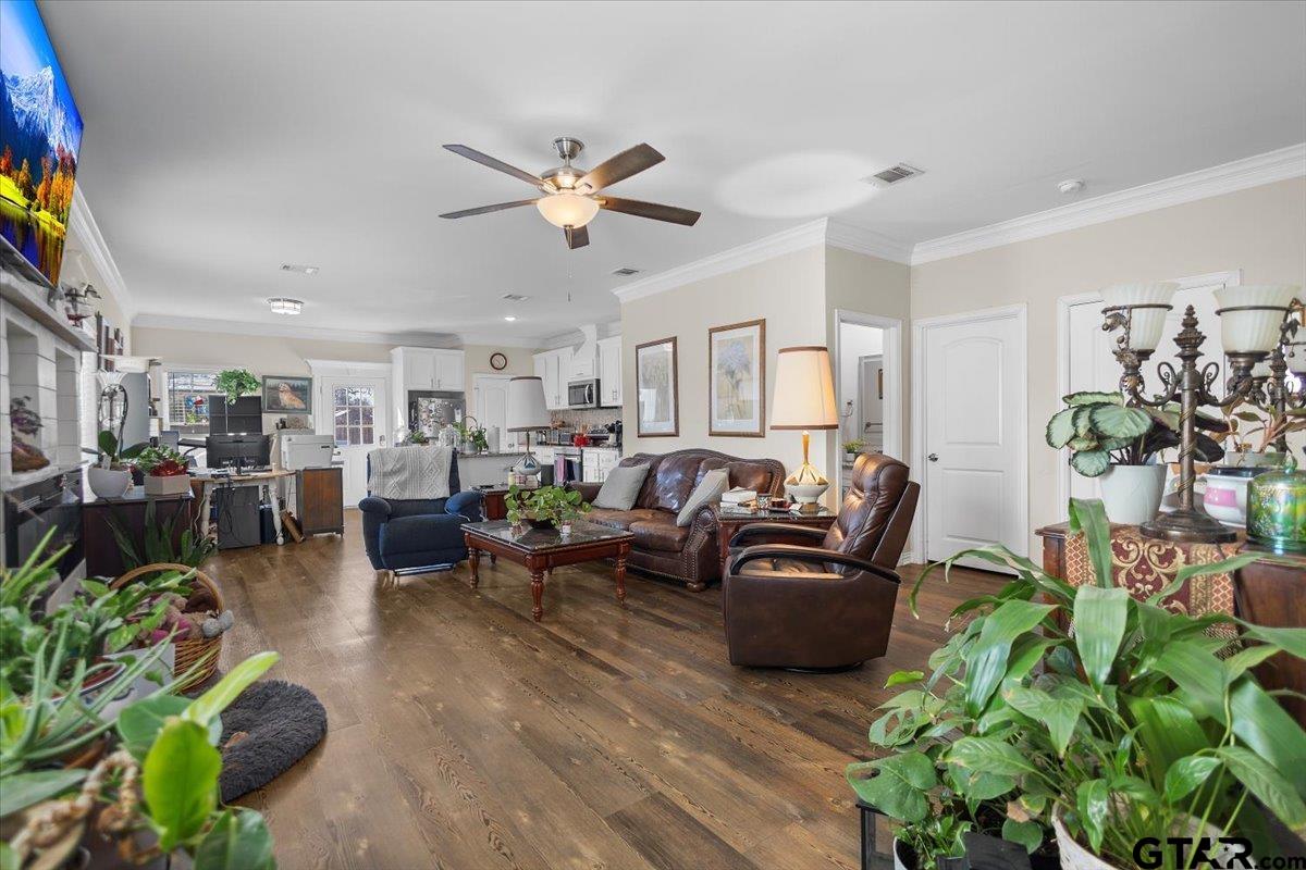 1104 West Pk Street Tyler, TX 75702 - Photo 6 of 23