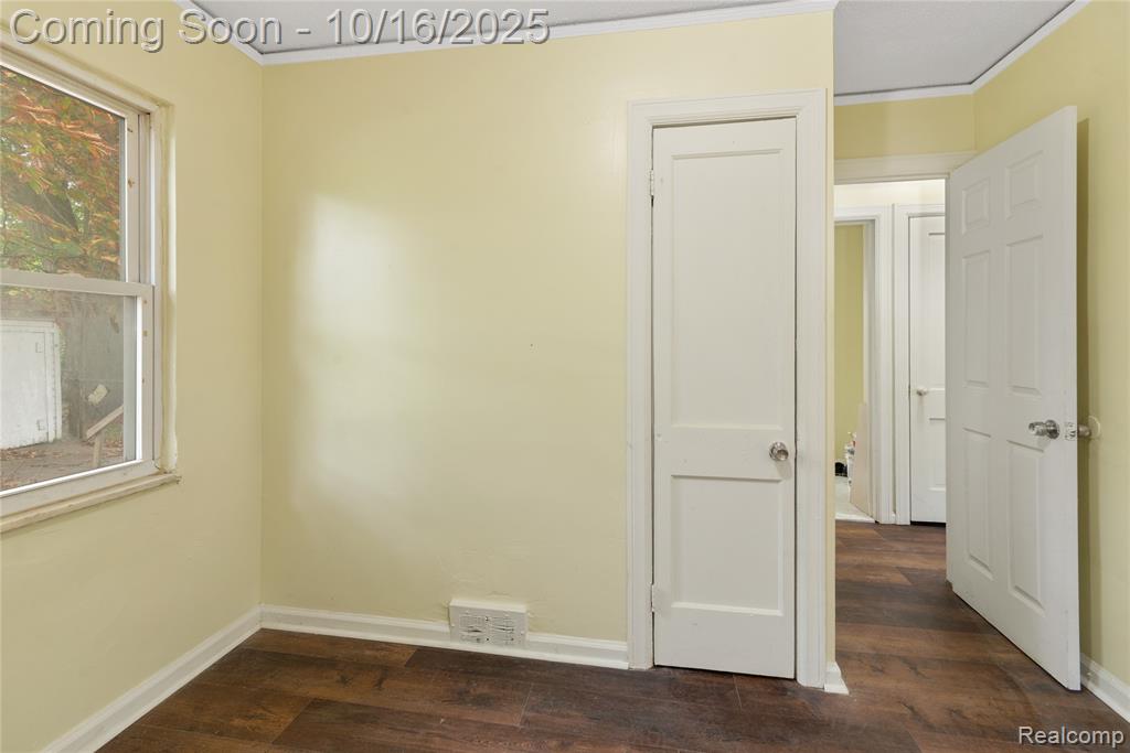 8348 Terry Street Detroit, MI 48228 - Photo 8 of 23