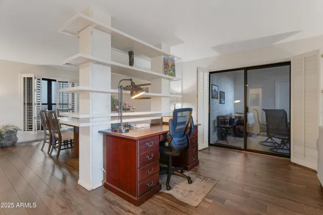 $308,500 | 5102 North 31st Place, Unit 412, Phoenix, AZ 85016