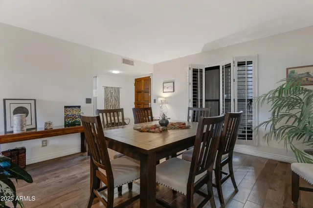 $308,500 | 5102 North 31st Place, Unit 412, Phoenix, AZ 85016