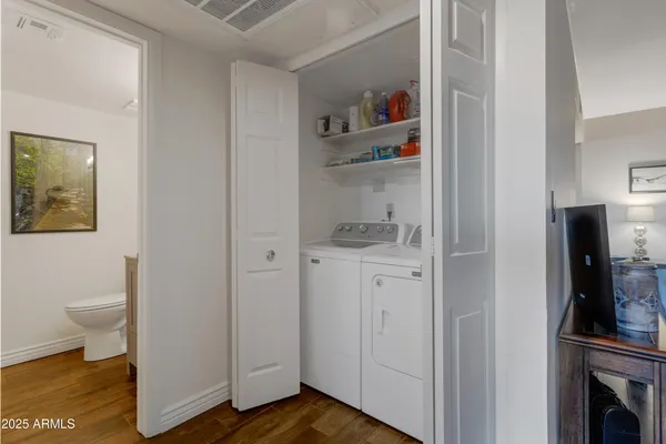 $299,900 | 5102 North 31st Place, Unit 412, Phoenix, AZ 85016