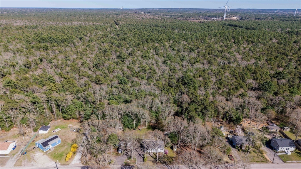 41 Standish Avenue Wareham, MA 02538 - Photo 4 of 35 a view of a field of the house