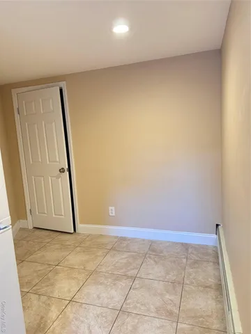 $1,700 | 1019 East 230th Street | Wakefield