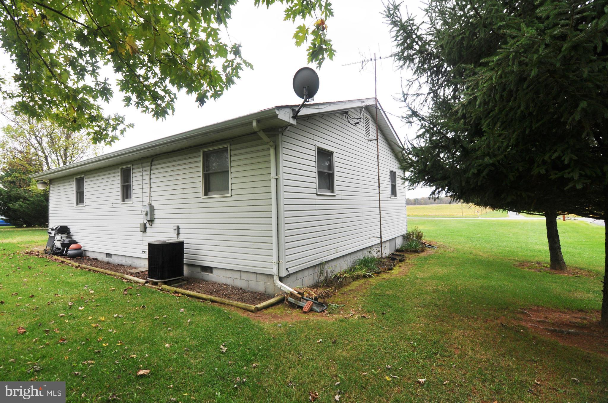228 Payne Road Winchester, VA 22603 - Photo 3 of 28 Exterior (Rear)