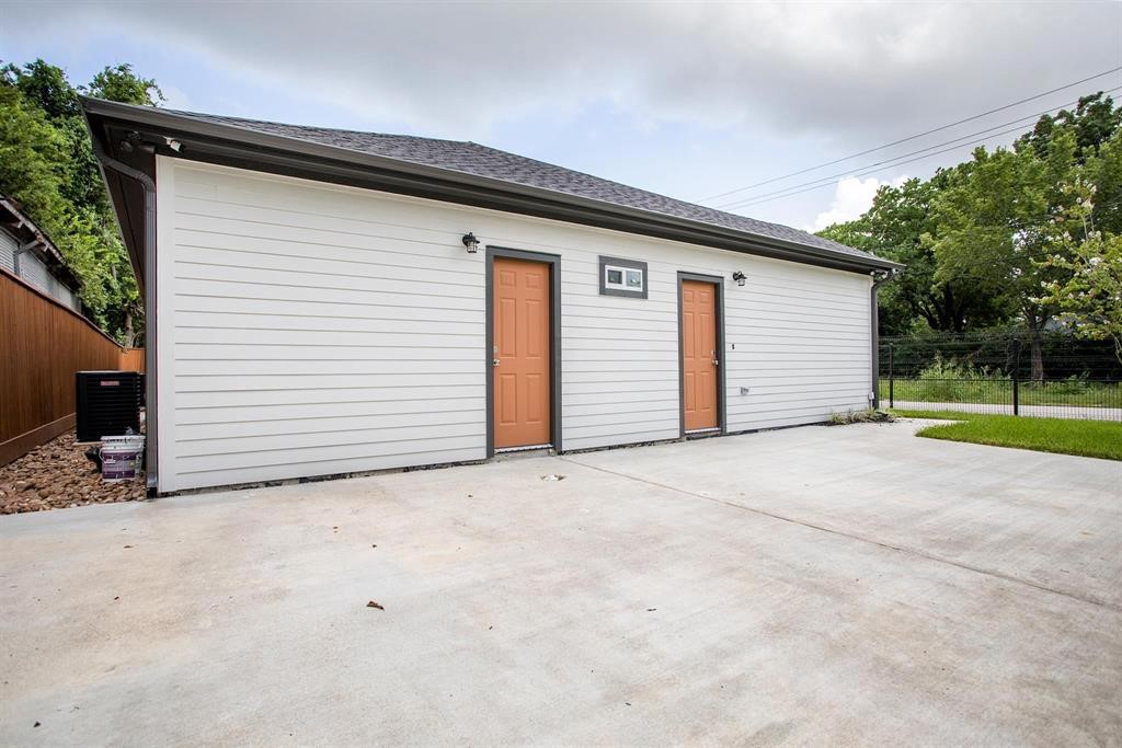 6004 England Street, Unit A /B Houston, TX 77021 - Photo 12 of 24