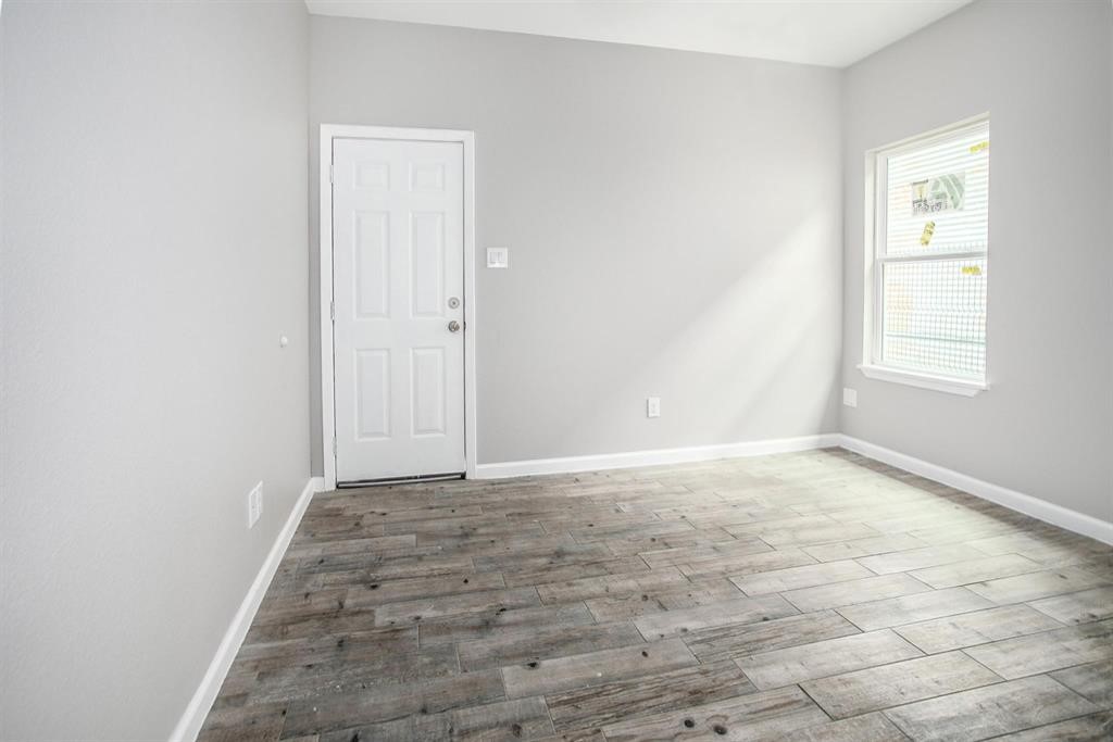 6004 England Street, Unit A /B Houston, TX 77021 - Photo 9 of 24