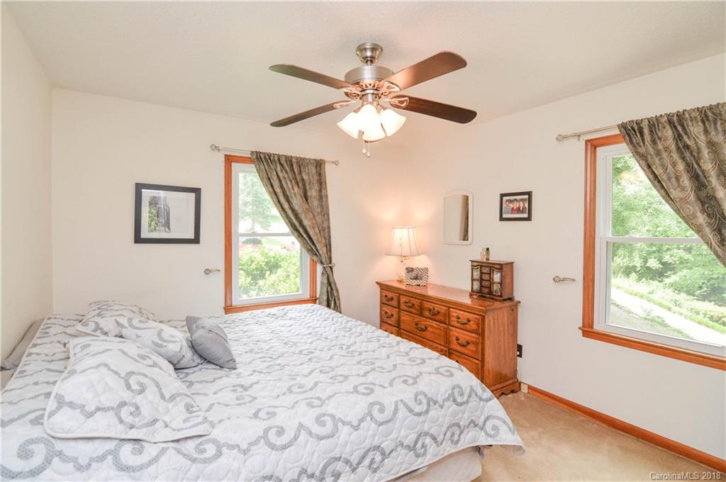 190 Mitchell Cove Road Elkin, NC 28621 - Photo 6 of 17 Gallery Image 6