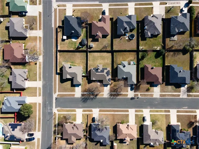 a picture of a store