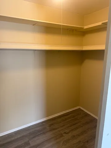 $1,950 | 495 Sidney Avenue, Unit D, Glendale Heights, IL 60139