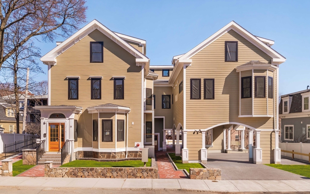 14 Alaska Street, Unit 7 Boston, MA 02119 - Photo 29 of 29 Gallery Image 29