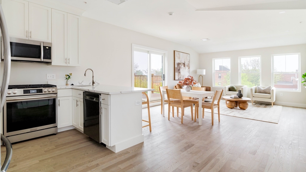 14 Alaska Street, Unit 7 Boston, MA 02119 - Photo 6 of 29 Gallery Image 6