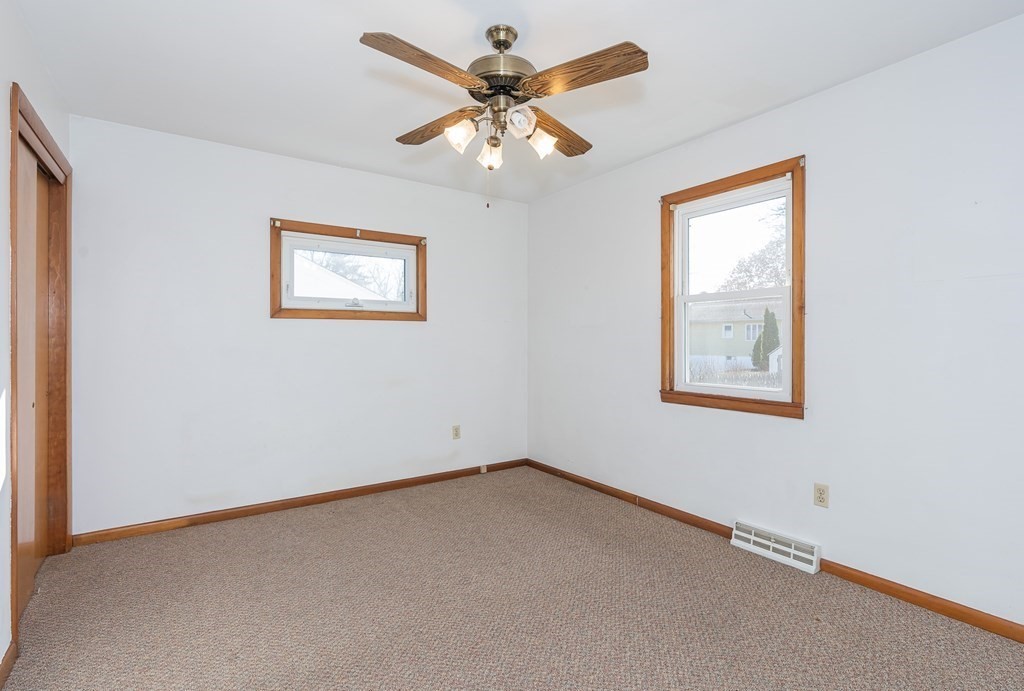 234 Carver Street Springfield, MA 01108 - Photo 17 of 37 Gallery Image 17