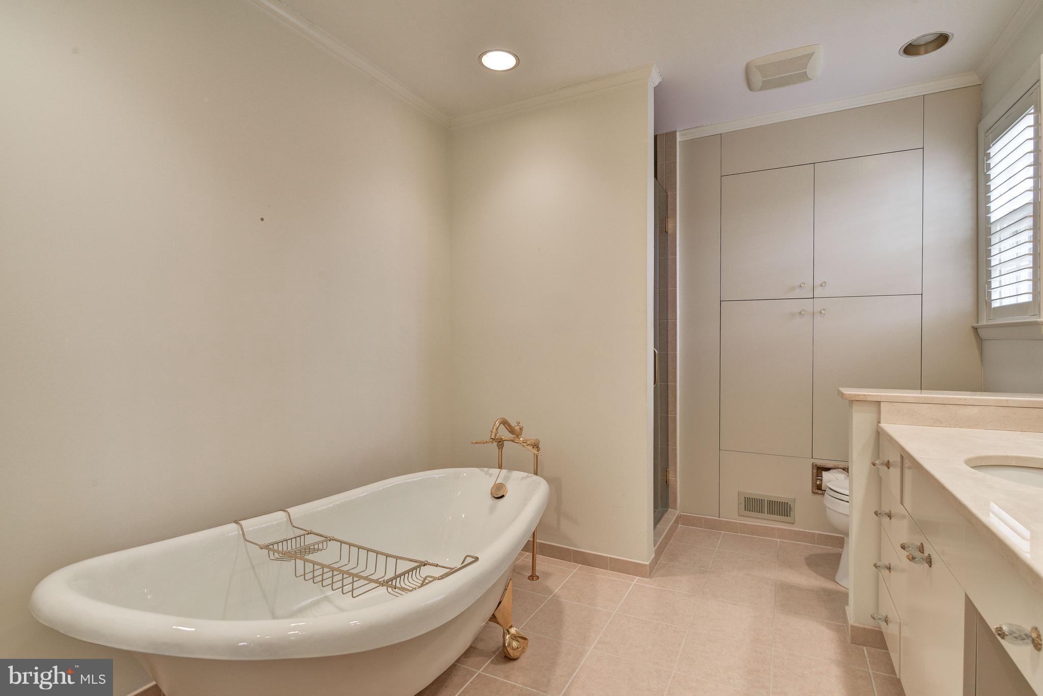 7425 Arrowood Road Bethesda, MD 20817 - Photo 13 of 25 Bath (Master)