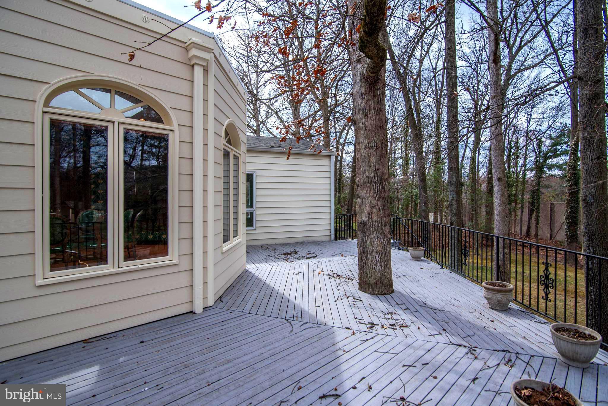 7425 Arrowood Road Bethesda, MD 20817 - Photo 23 of 25 big deck
