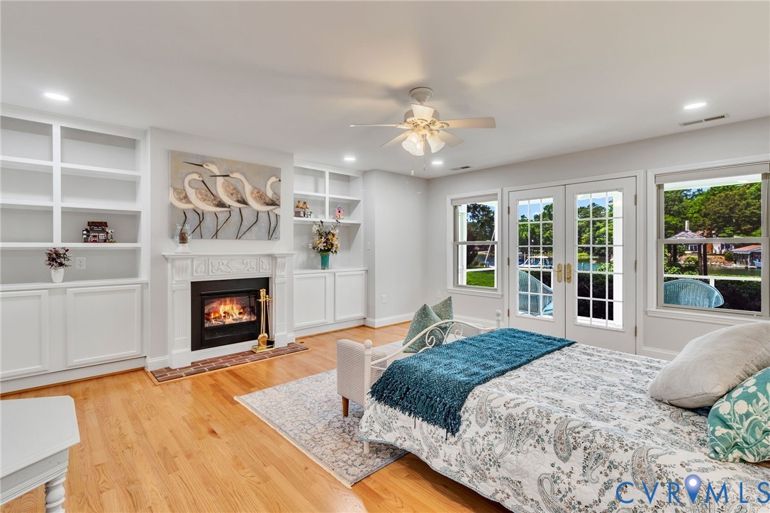 618 Main Street Reedville, VA 22539 - Photo 20 of 54 Hardwood flooring throughout