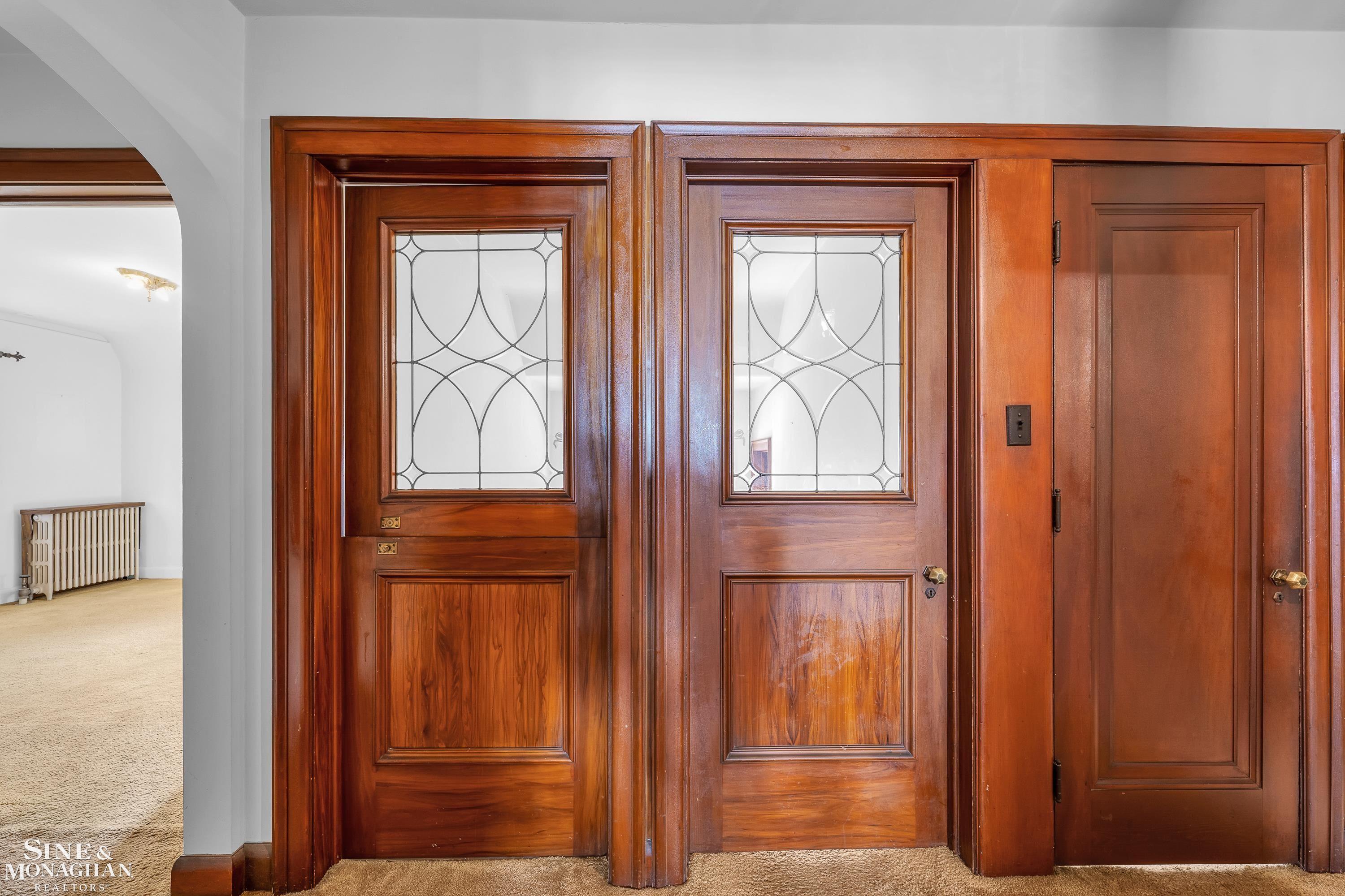 1363 Yorkshire Road Grosse Pointe, MI 48230 - Photo 31 of 67 50154348-6ae04b88-b66b-4040-b767-90ab82debd6e.JPG