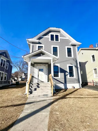 $1,850 | 17 Academy Avenue, Unit 2, Middletown, NY 10940