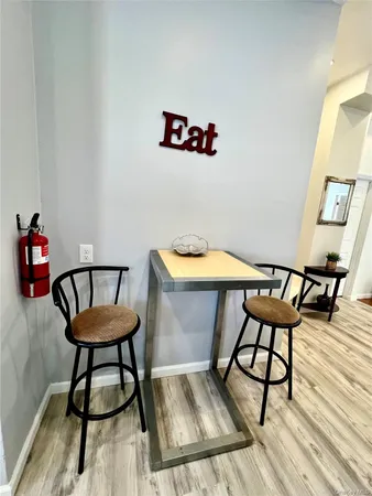 $1,850 | 17 Academy Avenue, Unit 2, Middletown, NY 10940