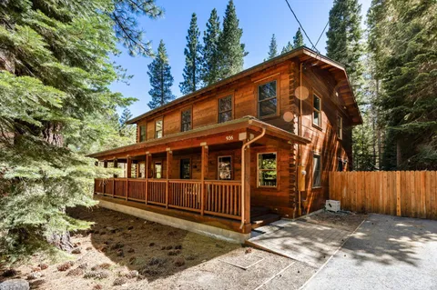 $1,300,000 | 936 Glorene Avenue, South Lake Tahoe, CA 96150