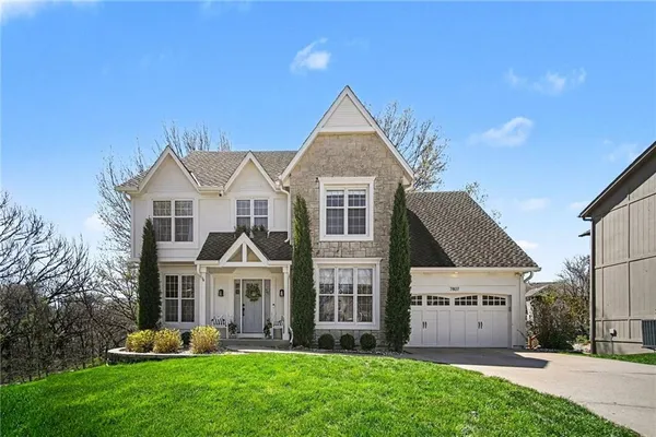 $659,900 | 7807 Deer Run, Parkville, MO 64152