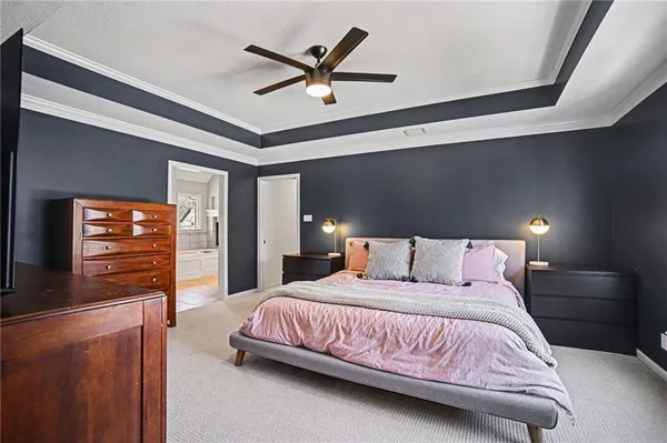 $659,900 | 7807 Deer Run, Parkville, MO 64152