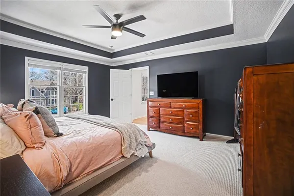 $659,900 | 7807 Deer Run, Parkville, MO 64152