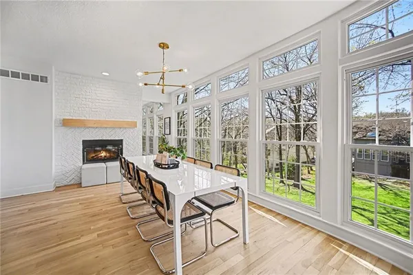 $659,900 | 7807 Deer Run, Parkville, MO 64152