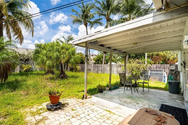 $375,000 | 4915 Northeast 22nd Avenue, Lighthouse Point, FL 33064