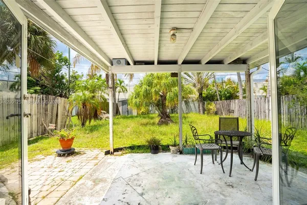 $375,000 | 4915 Northeast 22nd Avenue, Lighthouse Point, FL 33064
