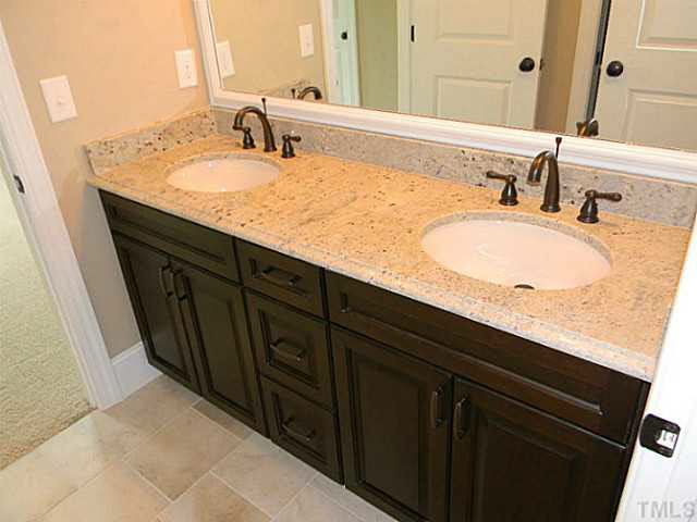 4921 Adler Pass Raleigh, NC 27612 - Photo 12 of 20 Gallery Image 12