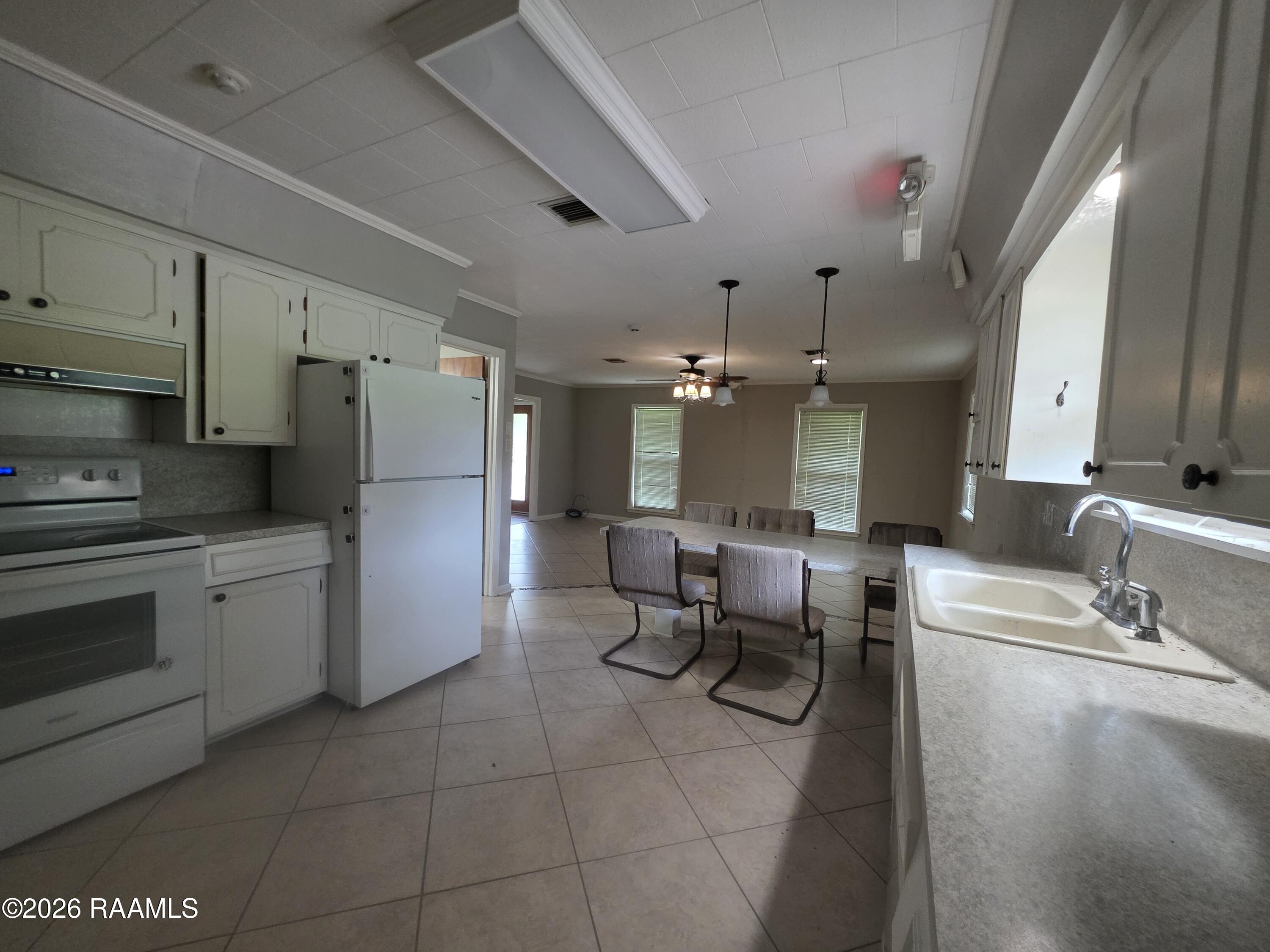 728 Westgate Road Scott, LA 70506 - Photo 4 of 14
