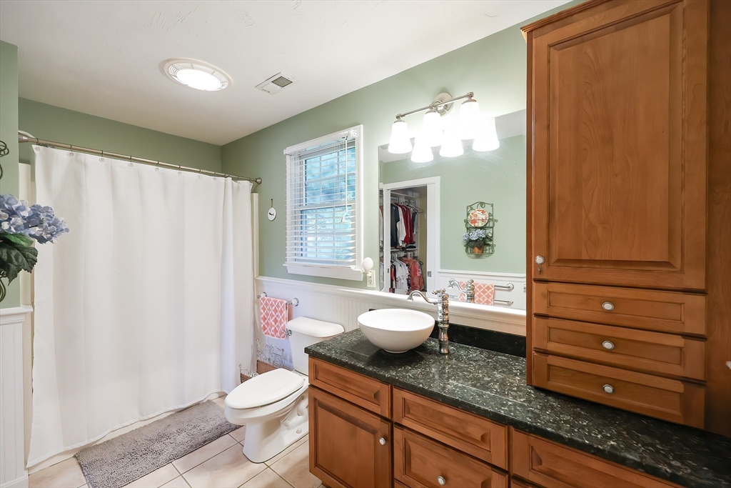 235 Carver Road, Unit 7 Plymouth, MA 02360 - Photo 13 of 21 Gallery Image 13