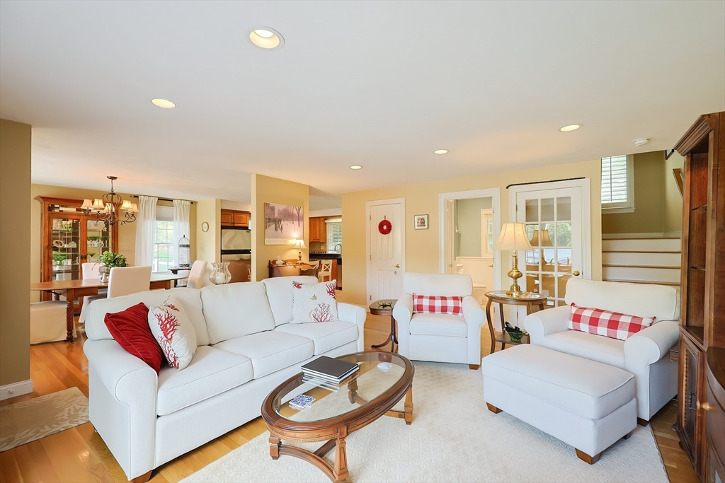 235 Carver Road, Unit 7 Plymouth, MA 02360 - Photo 3 of 21 Gallery Image 3