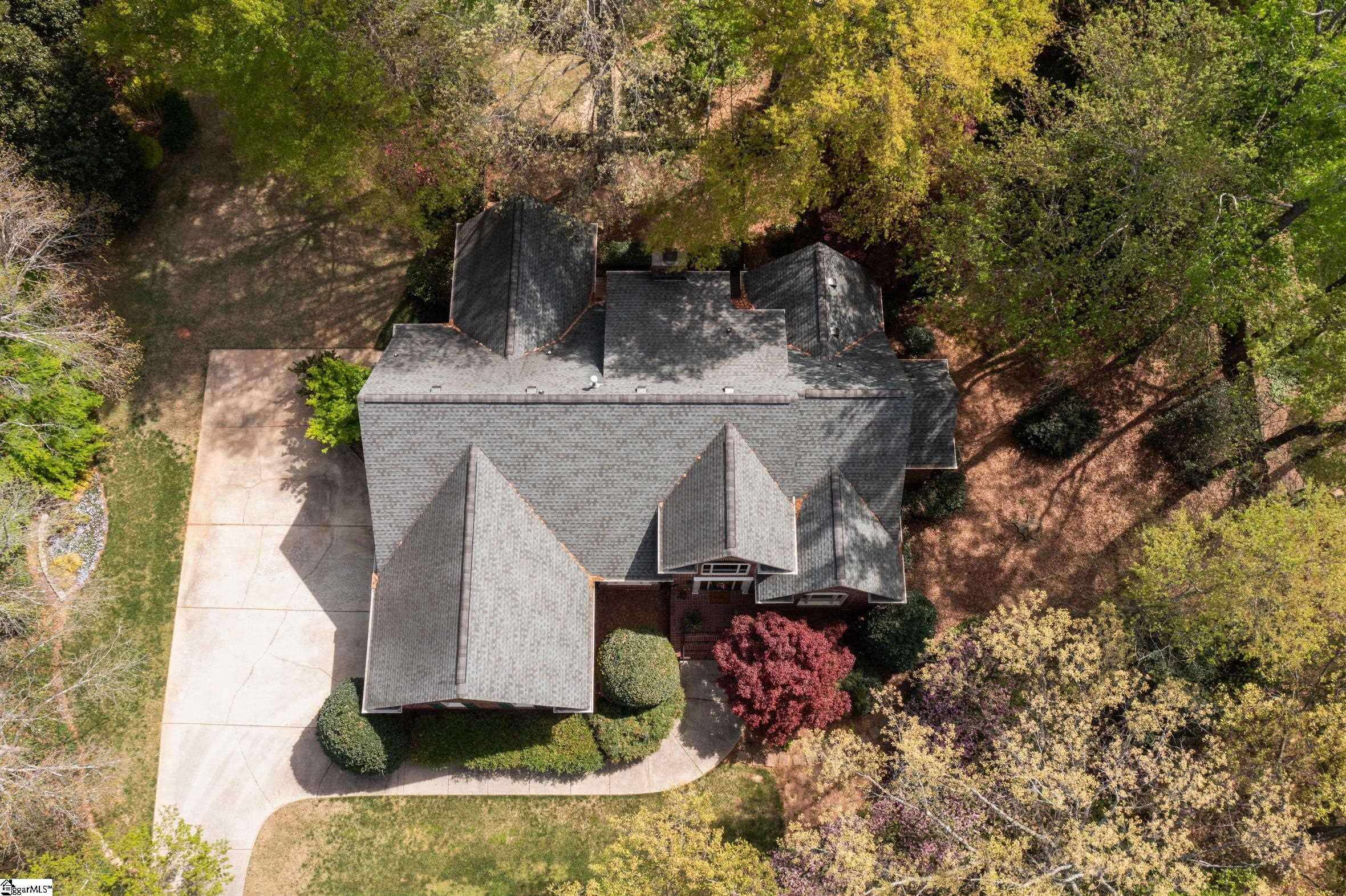 26 Wiseton Court Simpsonville, SC 29681 - Photo 2 of 42