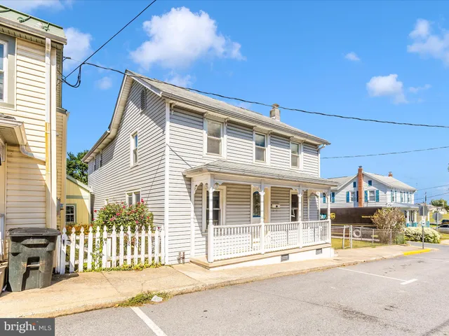 $339,000 | 17 East Street, Thurmont, MD 21788