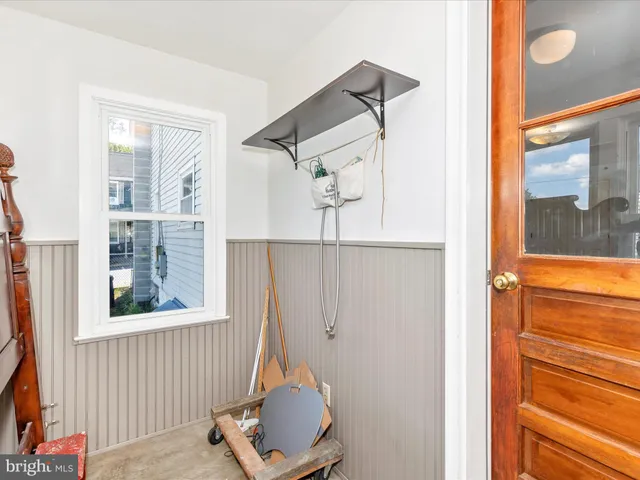 a view of a storage & utility room with washer and dryer