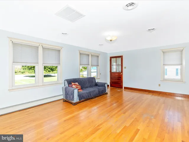 $339,000 | 17 East Street, Thurmont, MD 21788